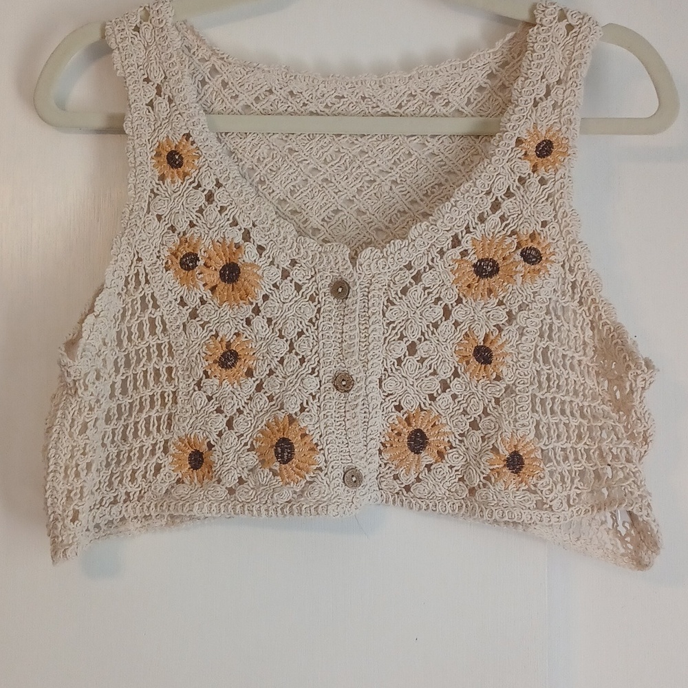 LOVE 967 "Crochet" Crop Top (One Size)